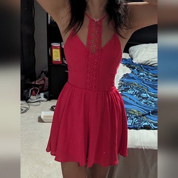 Red romper - Picture 4 of 4